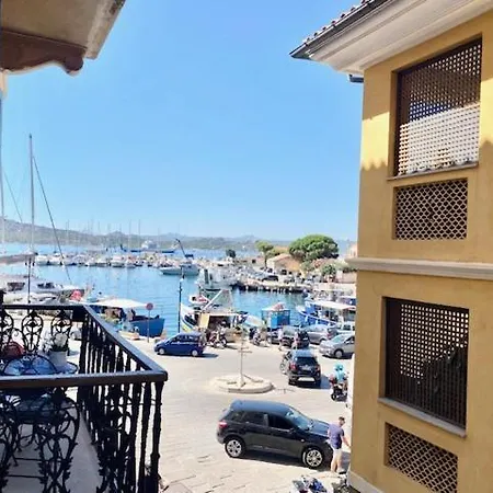 Splendido Nel Centro De La Maddalena Apartment *